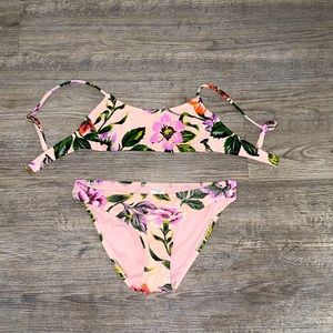 Target swim suit. Too size small bottoms size medium